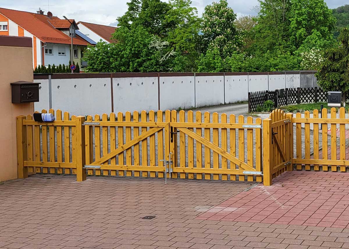 FairGarden® Gartentor Oberbogen auf Maß Astfichte